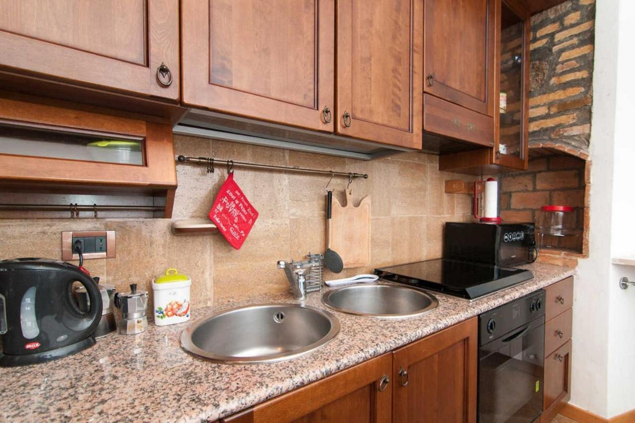 רומא Termini Colosseum Apartment מראה חיצוני תמונה